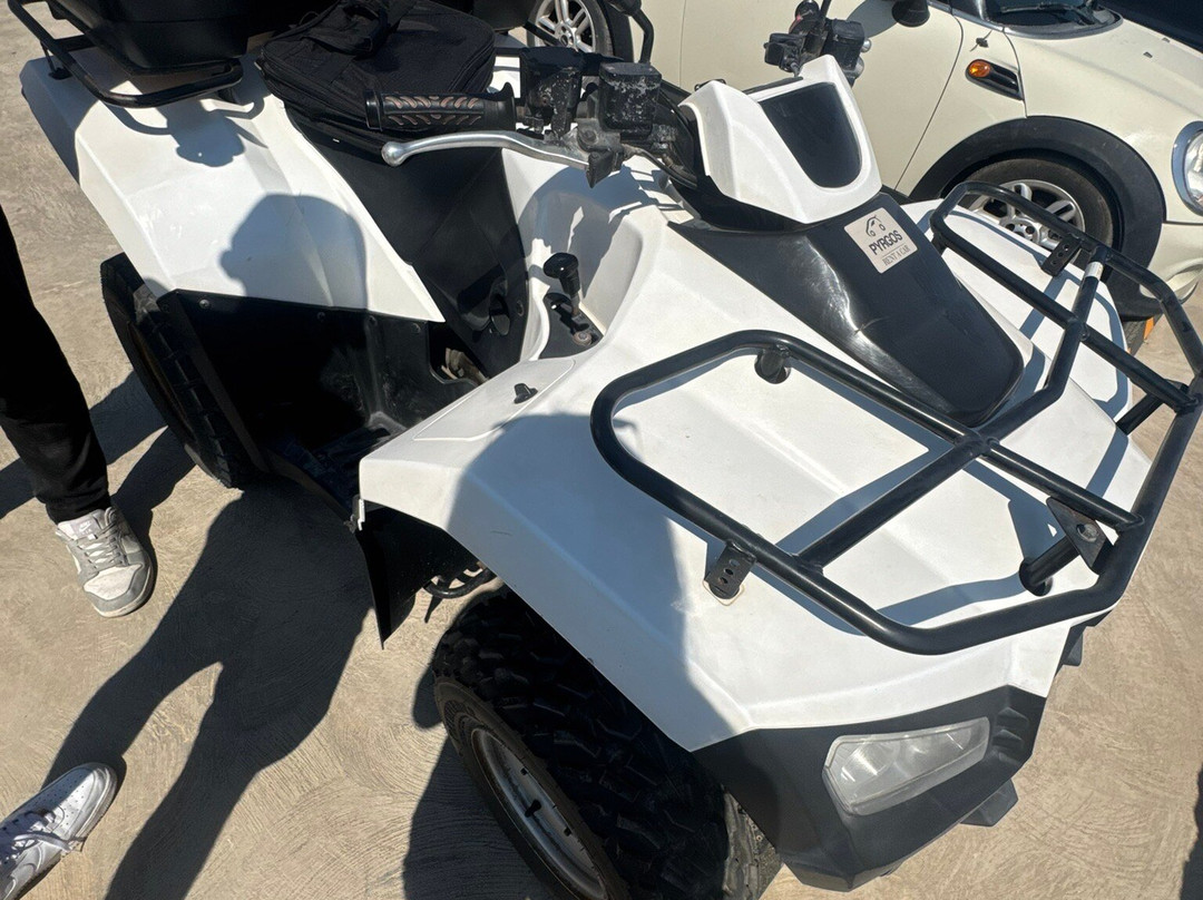 Pyrgos Rent a Car Santorini-皮尔戈斯必去景点