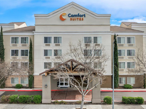 克洛维斯酒店住宿-克洛维斯康福特套房酒店