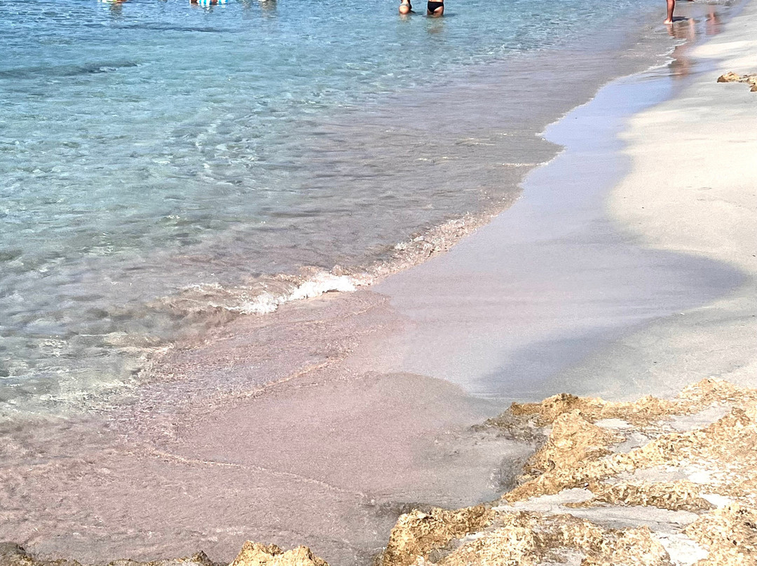 Spiaggia di Portu Pineddu-Porto Pino必去景点