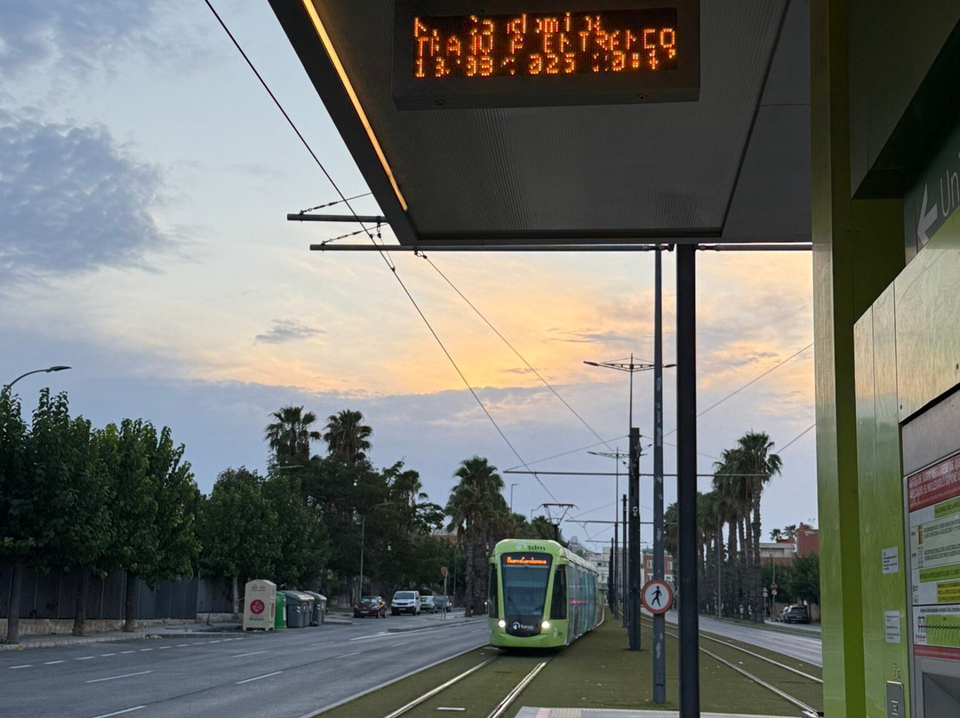 钟楼穆尔西亚酒店主图