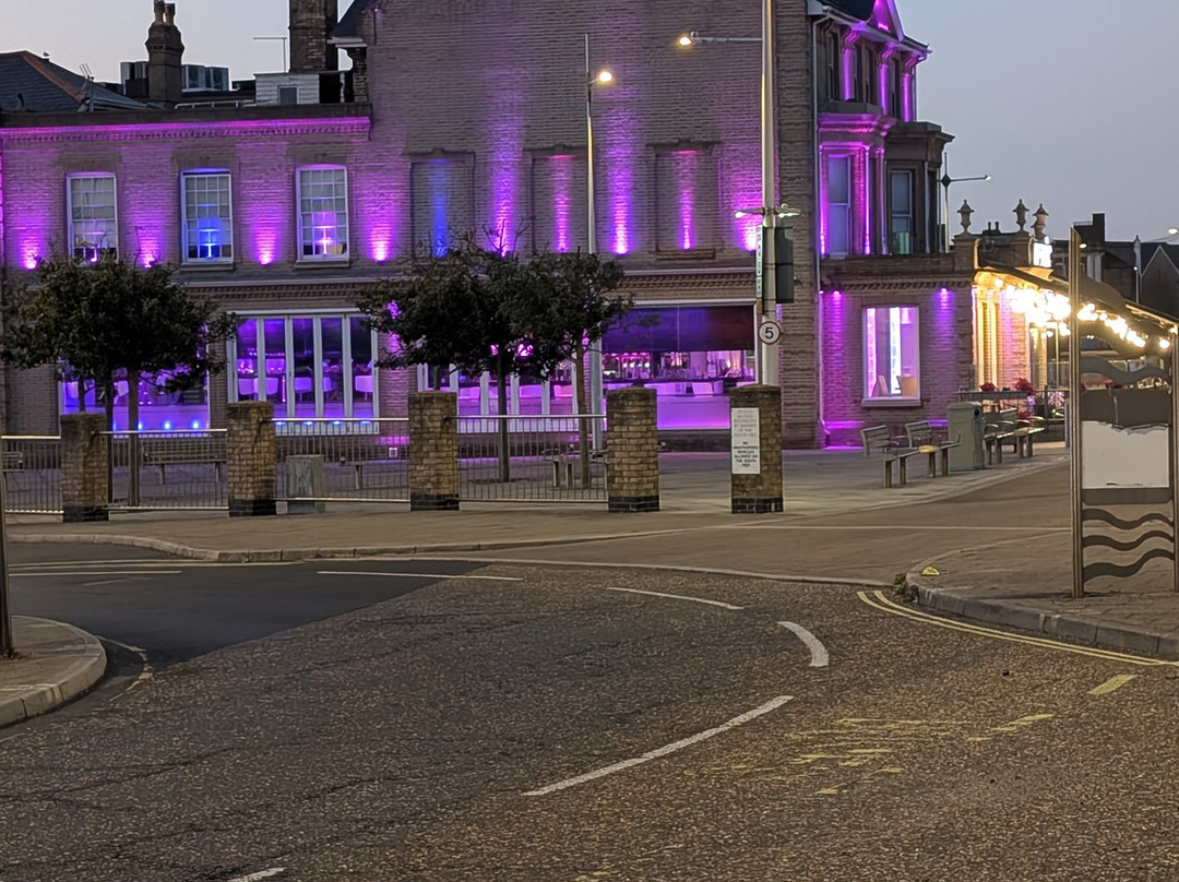 Iconic Style Bar-洛斯托夫特瓷必去景点