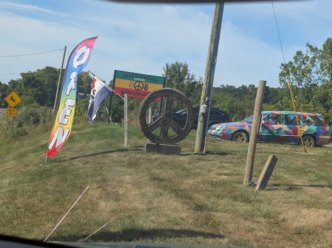 Silver Springs Winery L.L.C.-Burdett必去景点