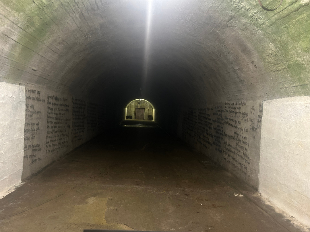 German Underground Hospital-Saint Andrew必去景点