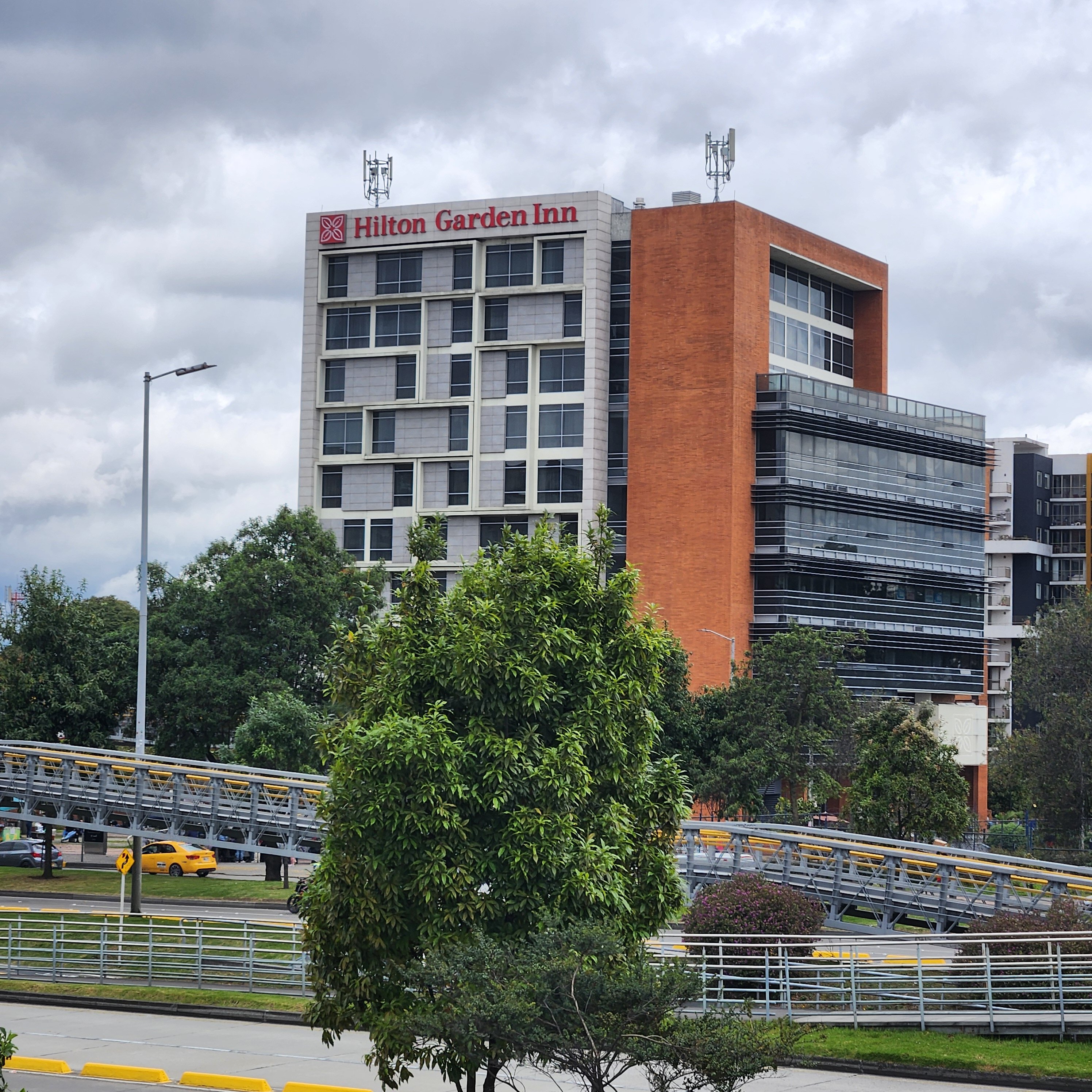Hilton Garden Inn Bogota Airport-浴室