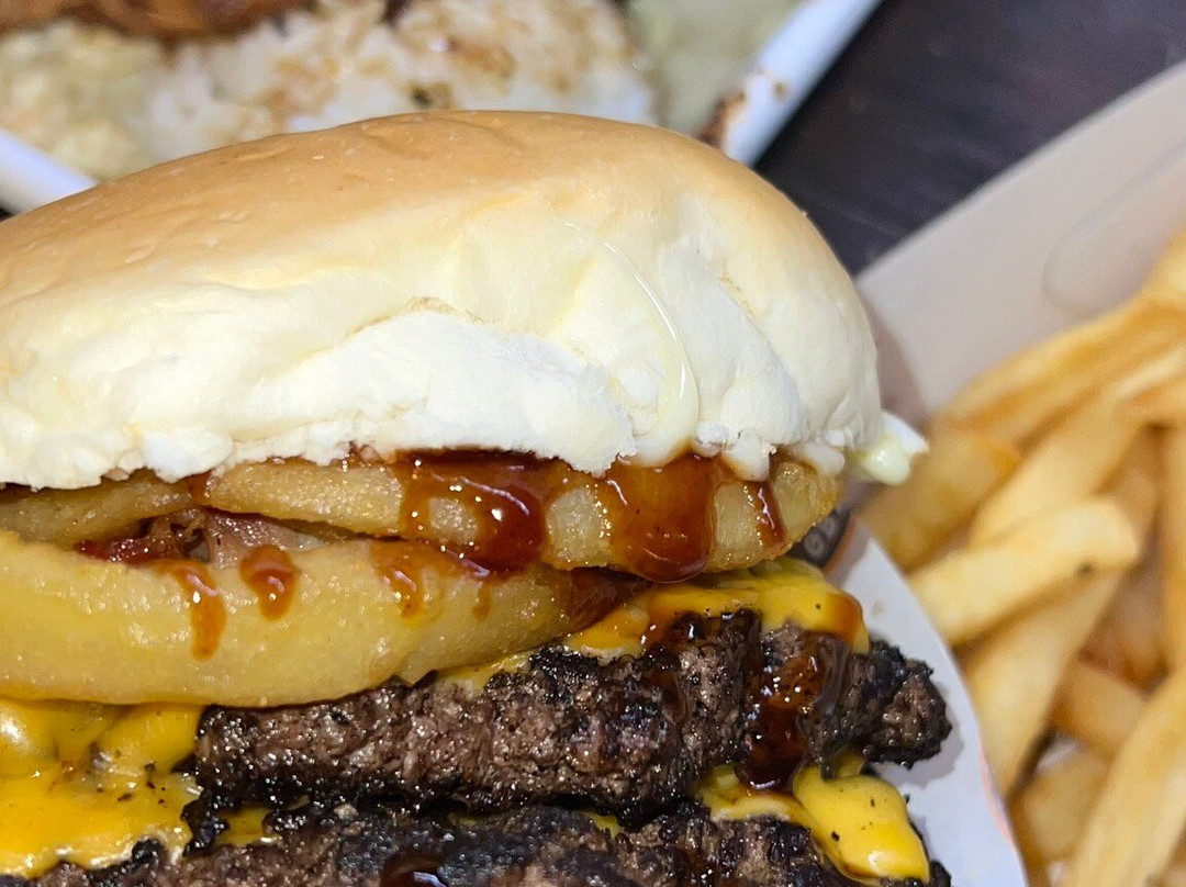 Grubbies Burgers & Hawaiian Bbq