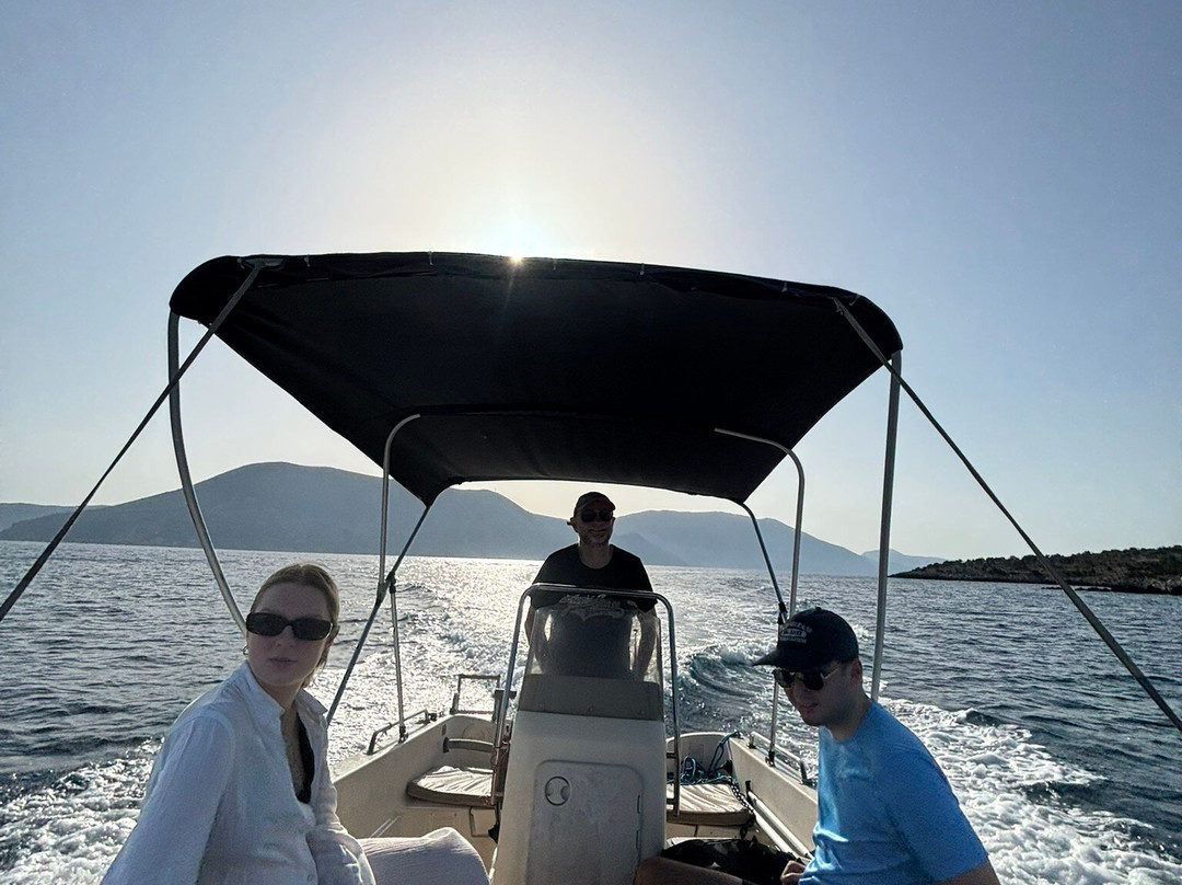 Regina's Boats Fiscardo Boat Rental-菲斯卡尔宗必去景点