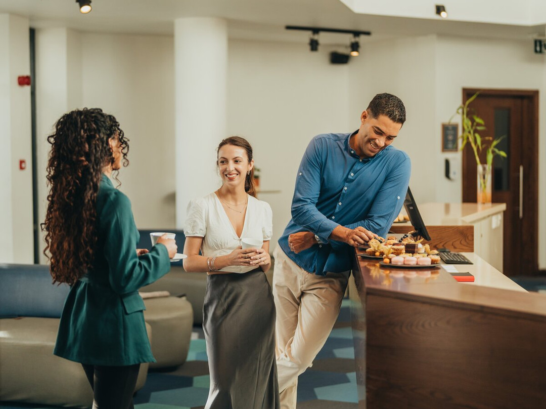 瓦拉巴嘎迢勒酒店主图