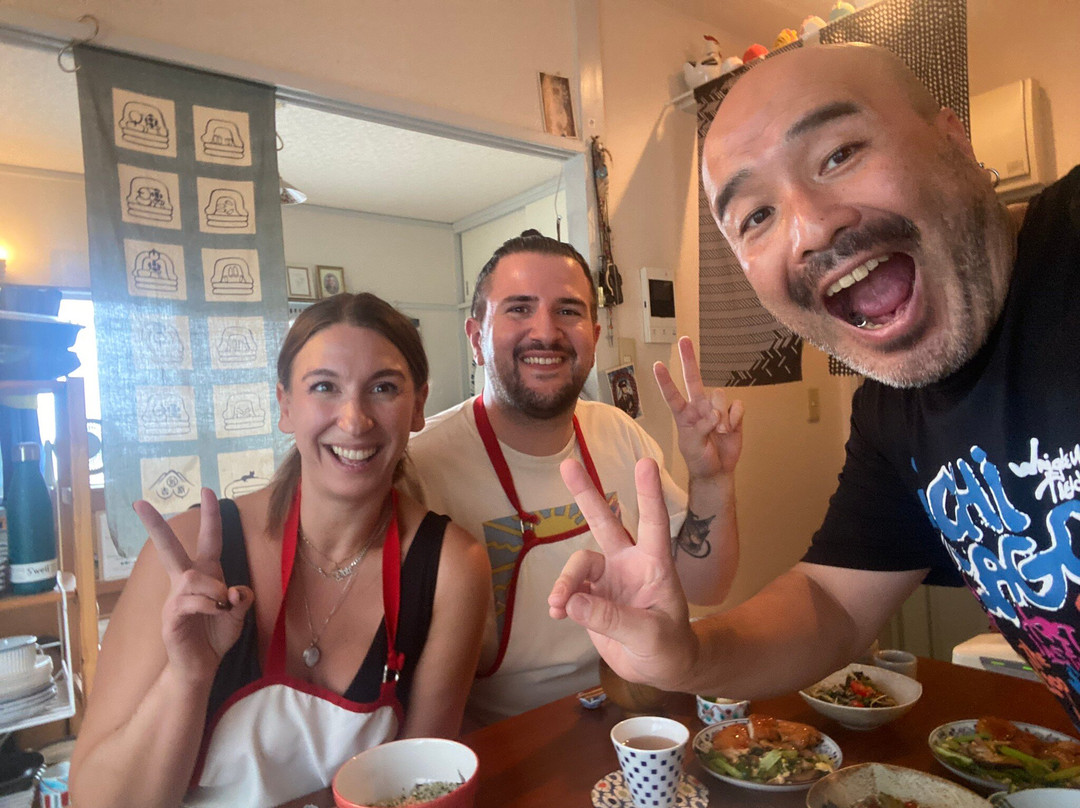 Comburger Cooking Japanese Home Meal with Sato-Shinjuku 3 Chome必去景点