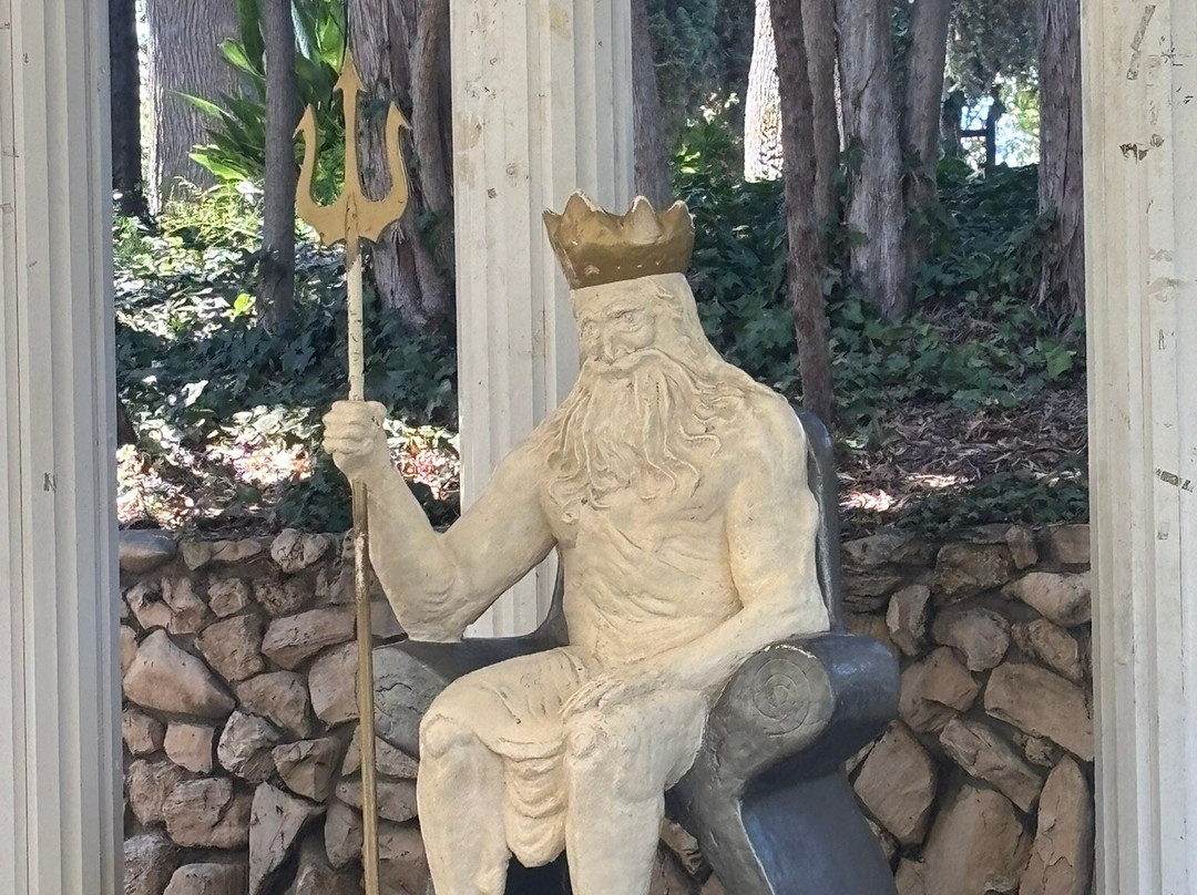 Atlantis Play Center-园林必去景点