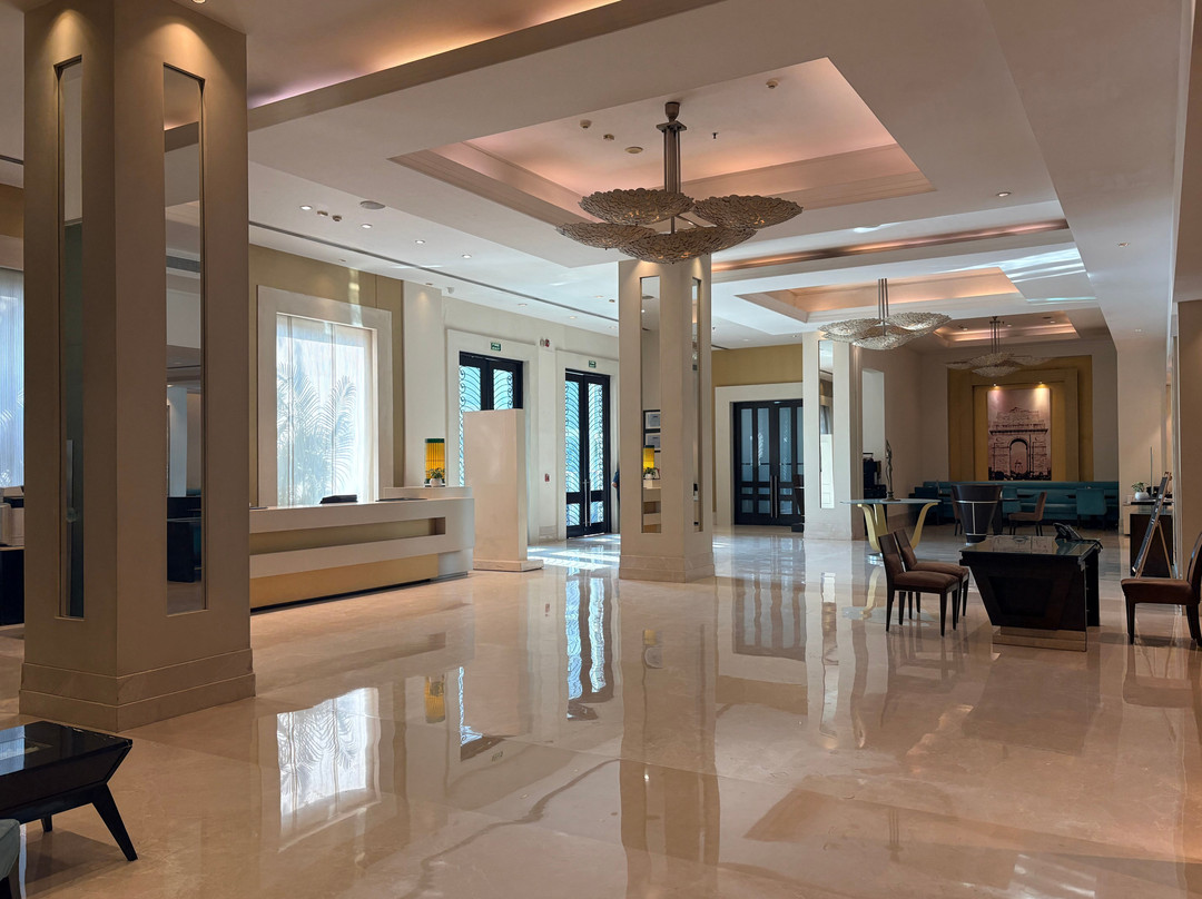 Lemon Tree Premier - 2, Leisure Valley, Gurugram主图