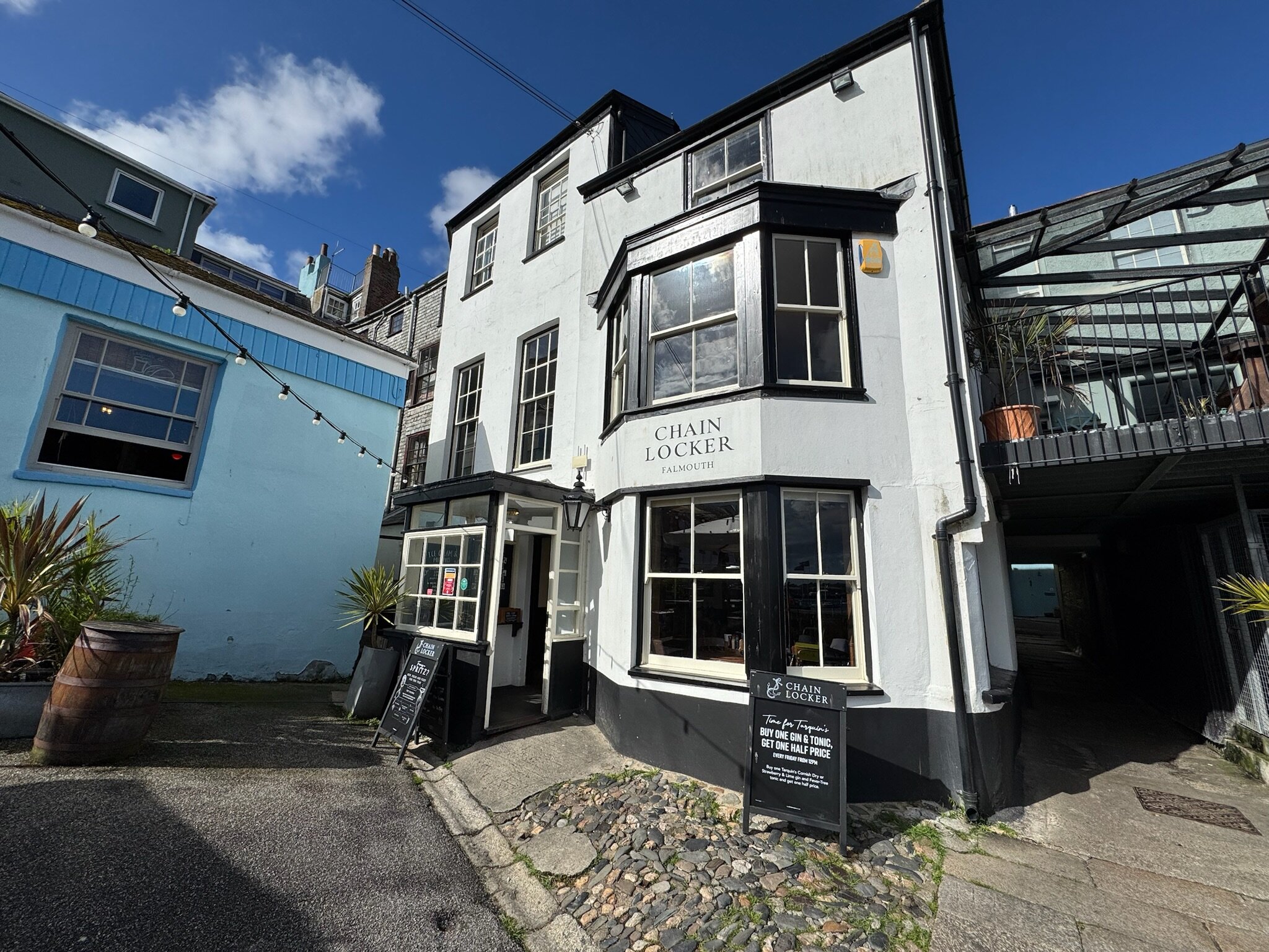 Chain Locker Hotel-浴室