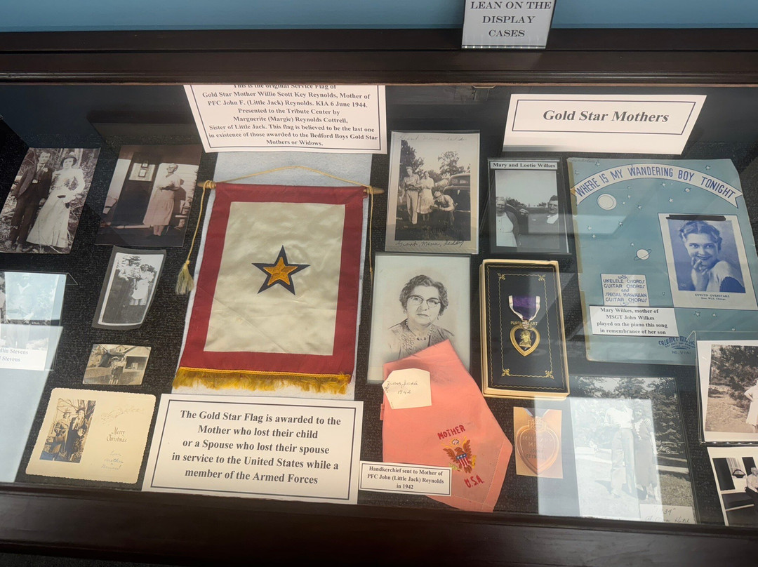 Bedford Boys Tribute Center-Bedford必去景点