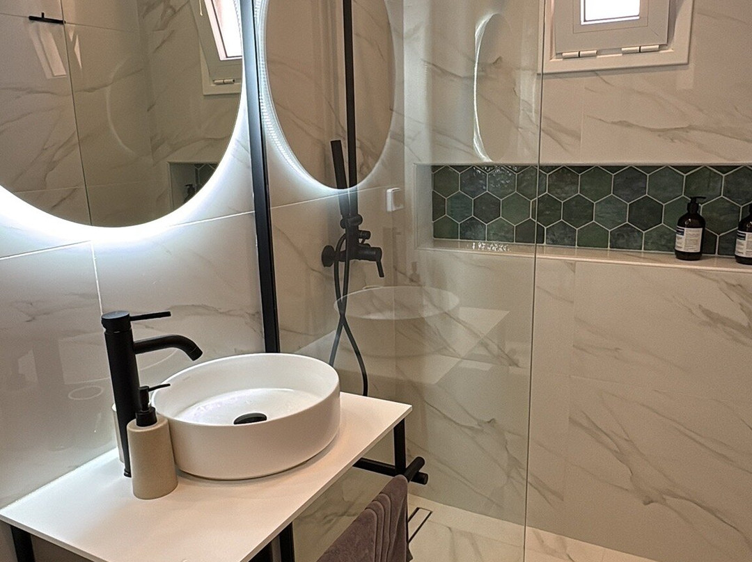 Zephyros Hotel主图