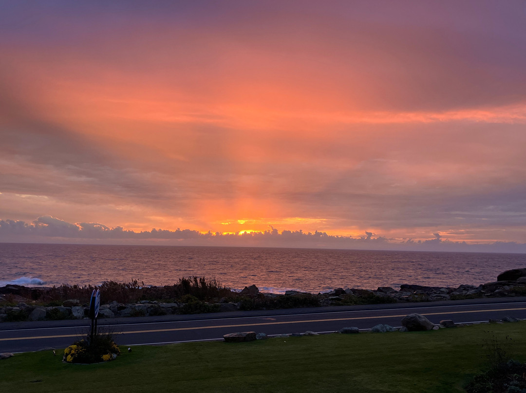 Atlantis Oceanfront Inn主图