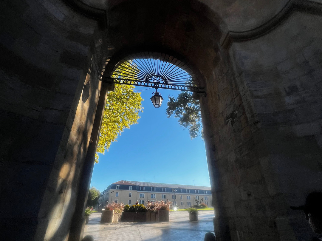 Portail des Jacobins-卡尔卡松必去景点