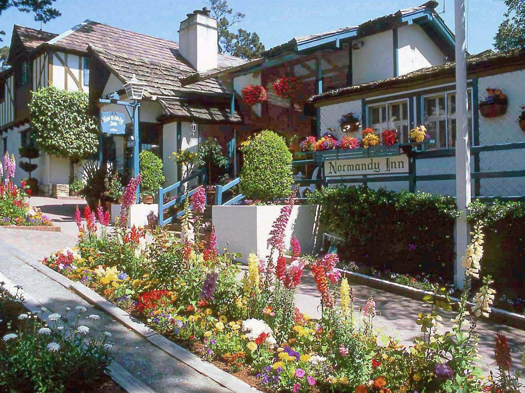 诺曼底旅馆