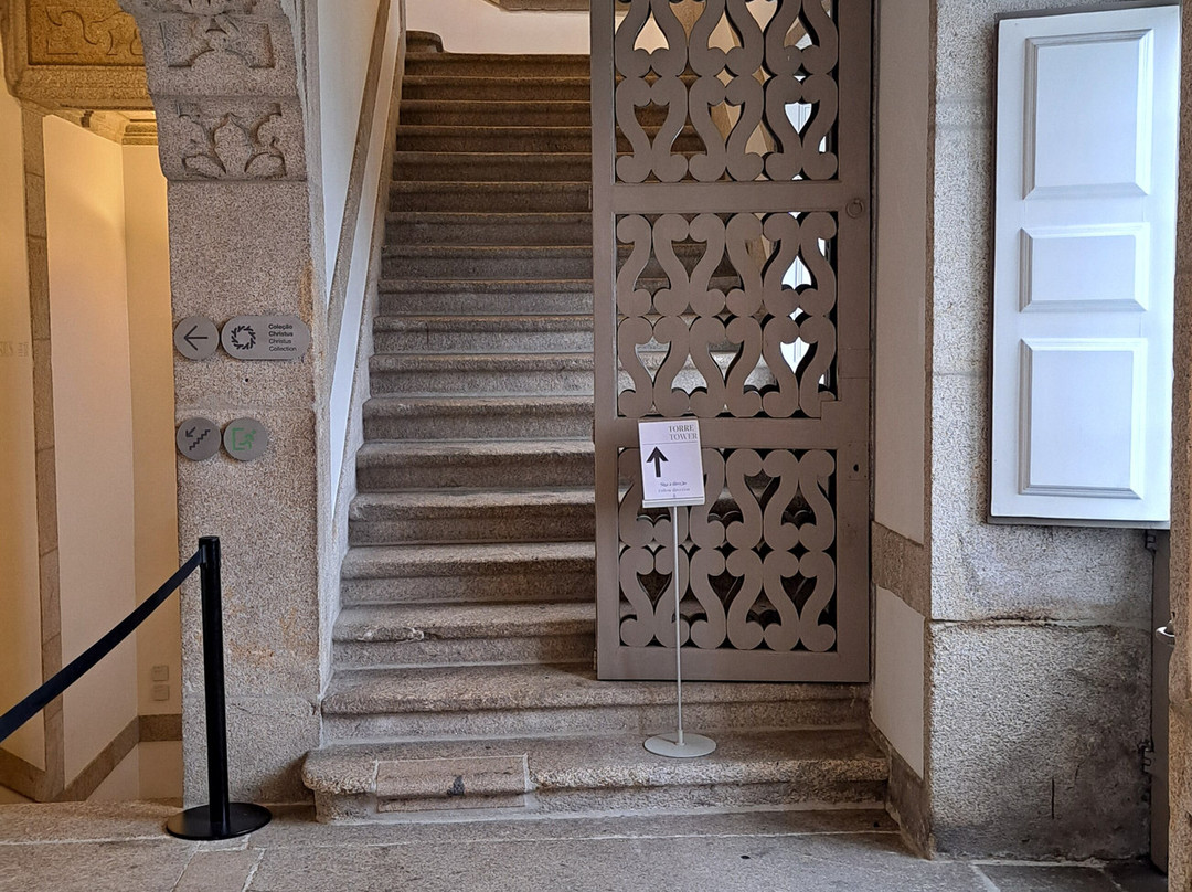 Clérigos Church-波尔图必去景点