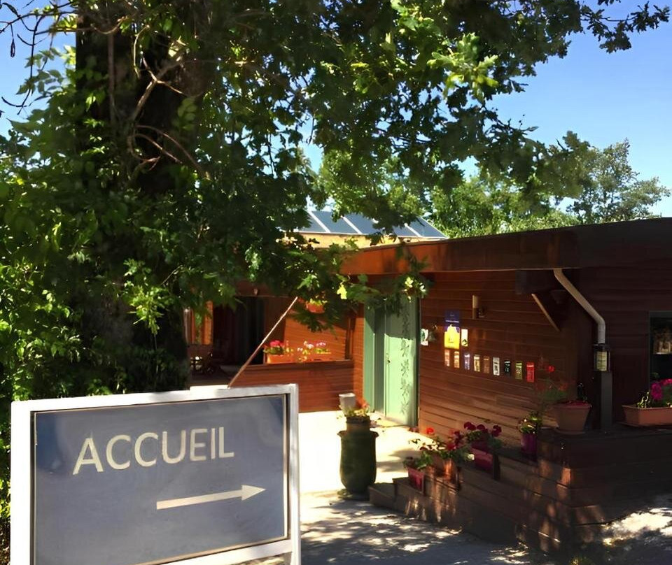 Les Sentiers Du Lac / Domaine De La Gaïa主图