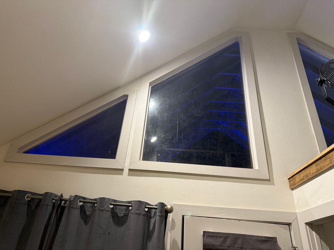 Whiskey on the River主图