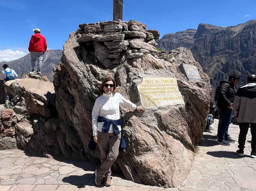 Mirador Cruz del Condor-Cabanaconde必去景点