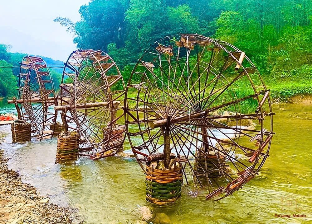 Puluong Giant Waterwheel-清化必去景点