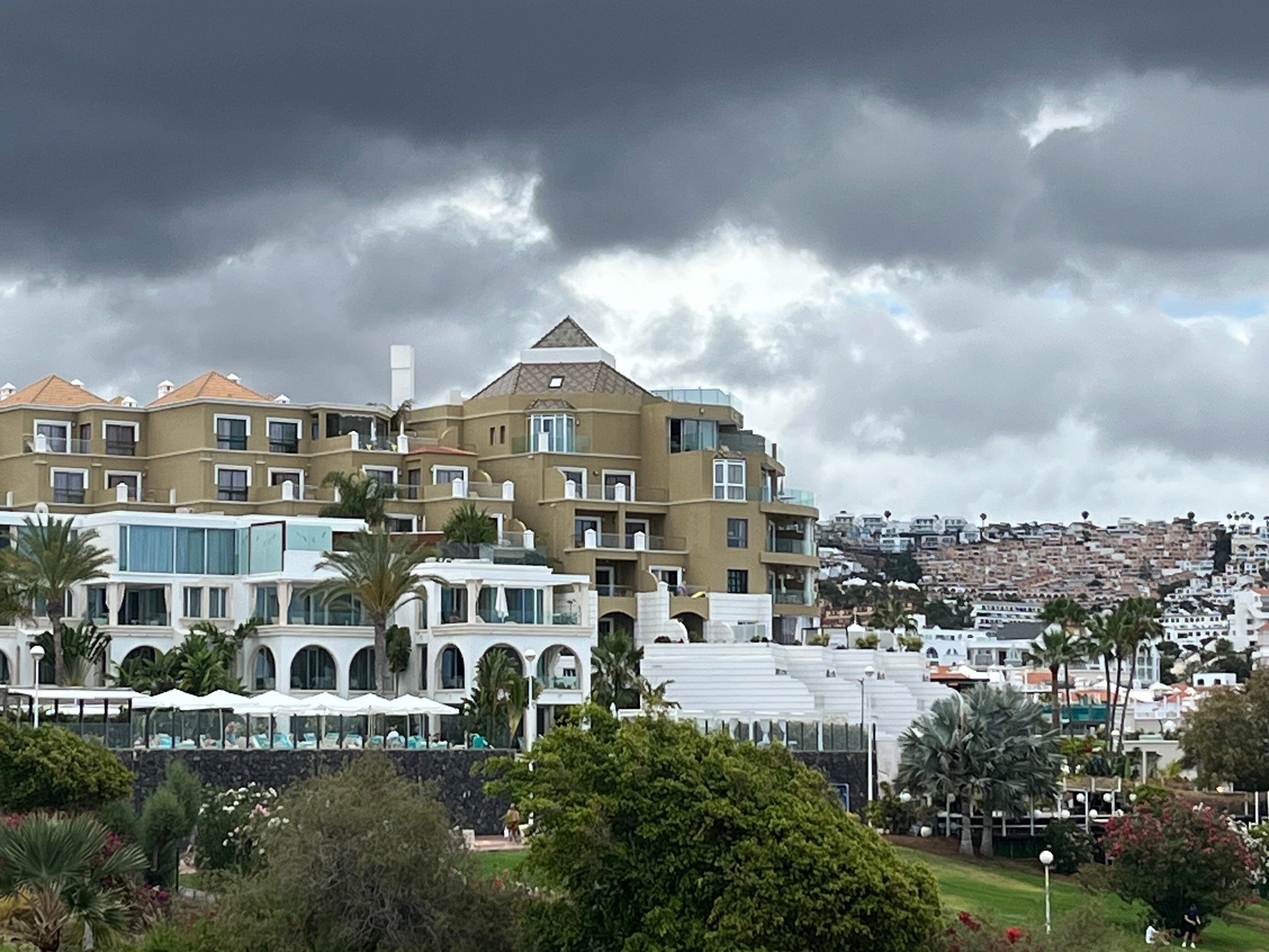 尼瓦利亚花园酒店-浴室