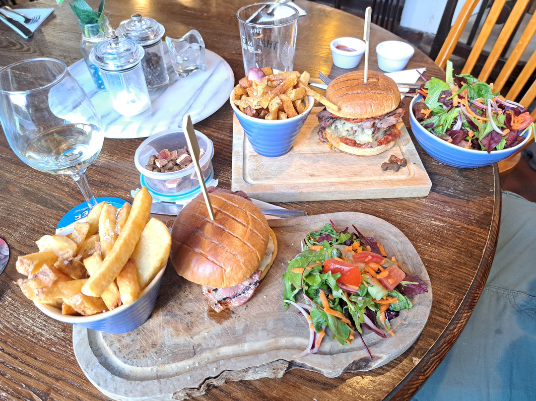 布里奇沃特餐馆和美食-The King Alfred Inn