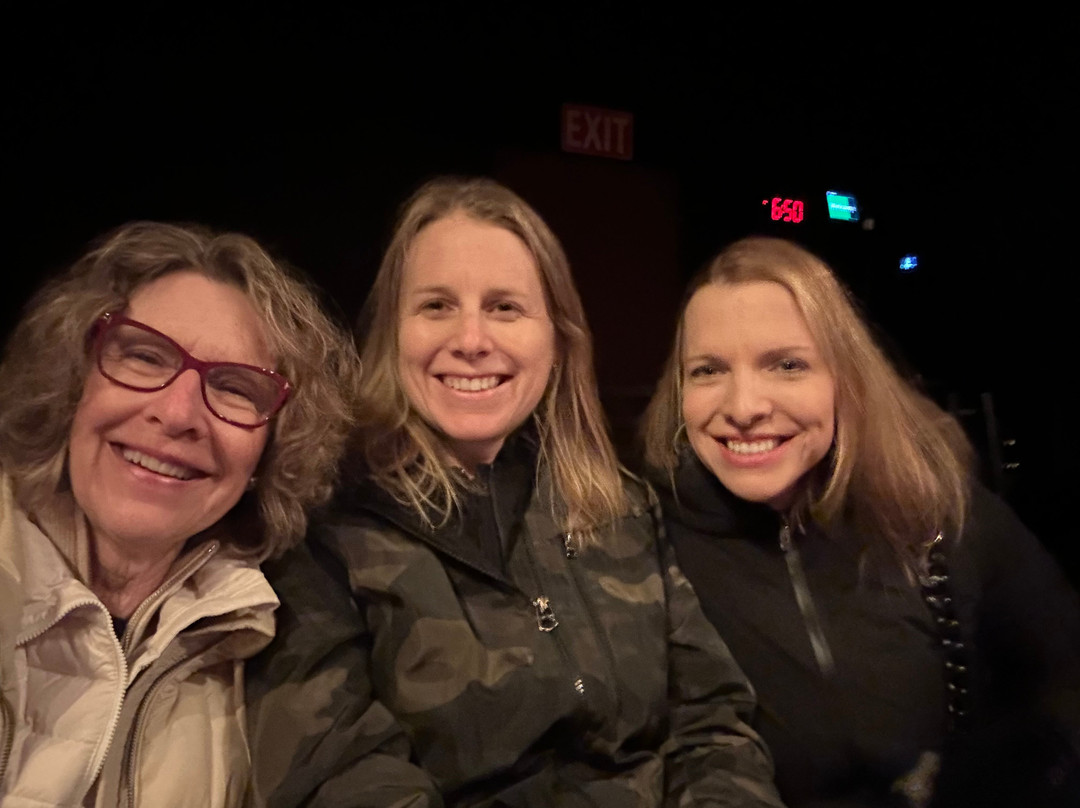 P.T. Murphy Magic Theatre-加利纳必去景点