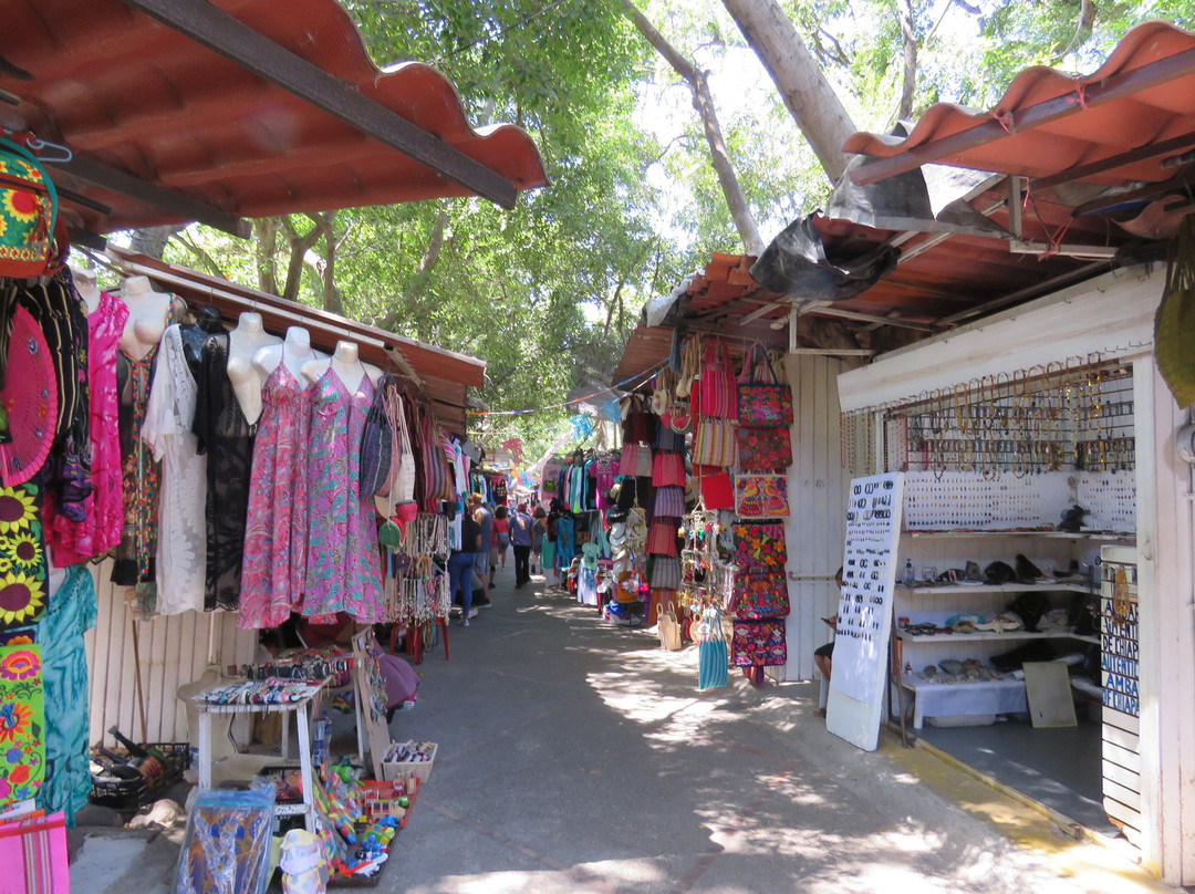 Isla Cuale-瓦拉塔港必去景点