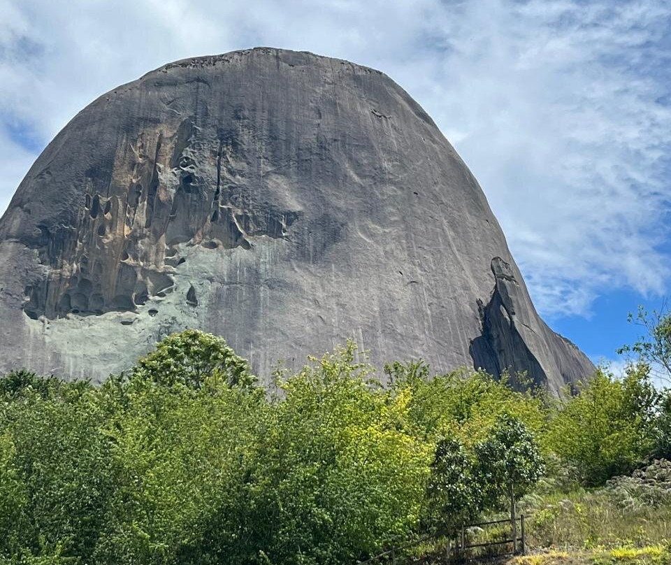 Rota do Lagarto-多明戈斯-马丁斯必去景点