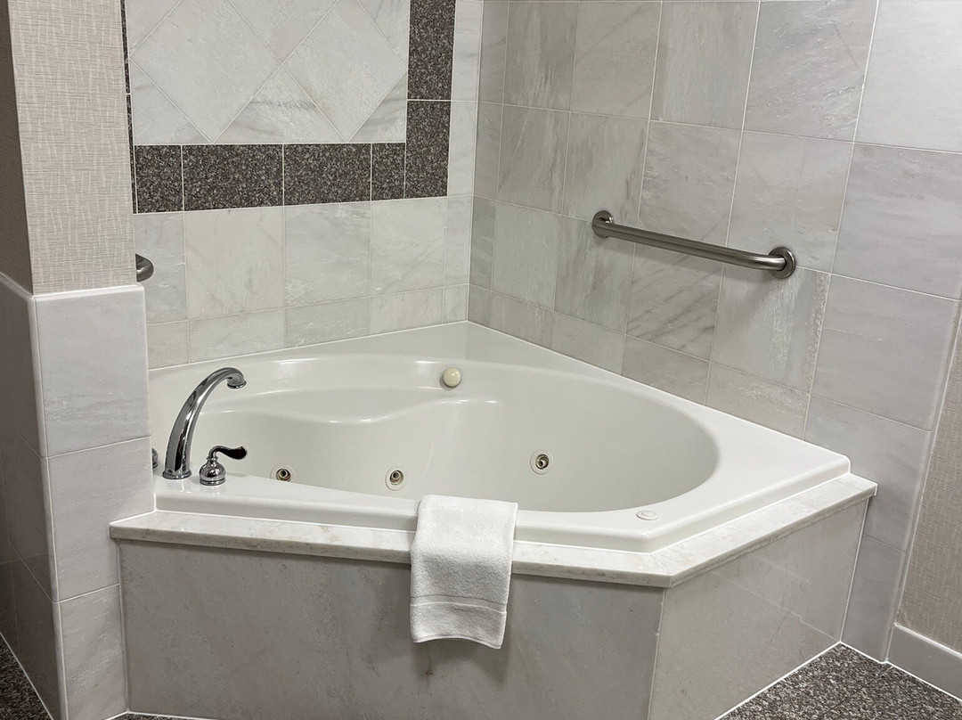 Drury Inn & Suites West Des Moines主图