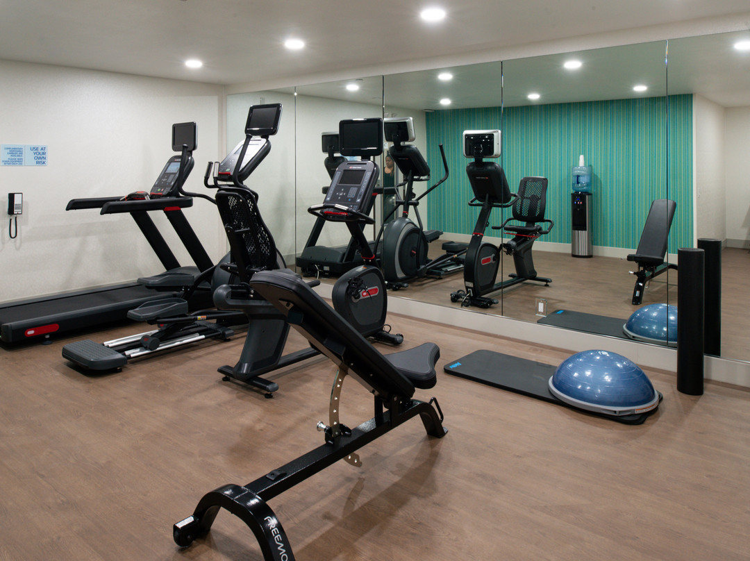 Holiday Inn Express Santa Rosa North By IHG