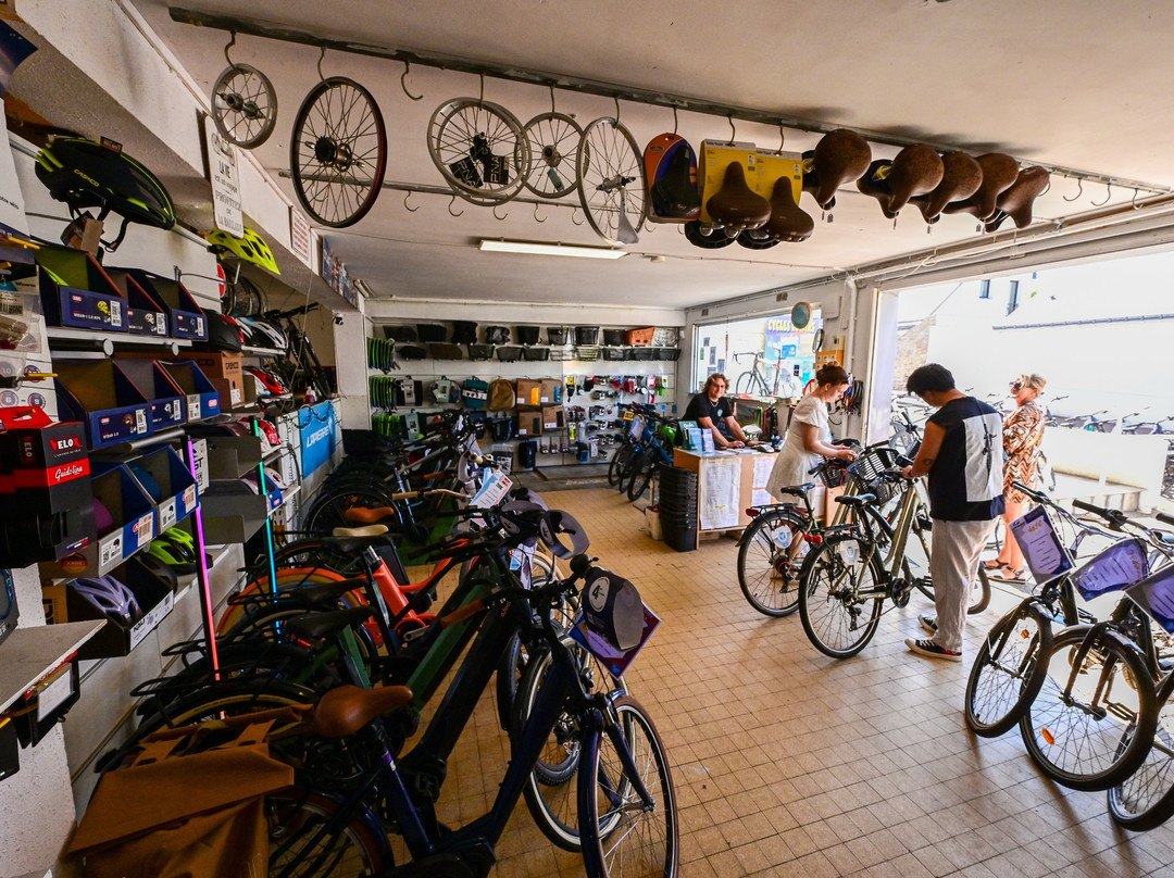 Cycles Loisirs-基伯龙必去景点