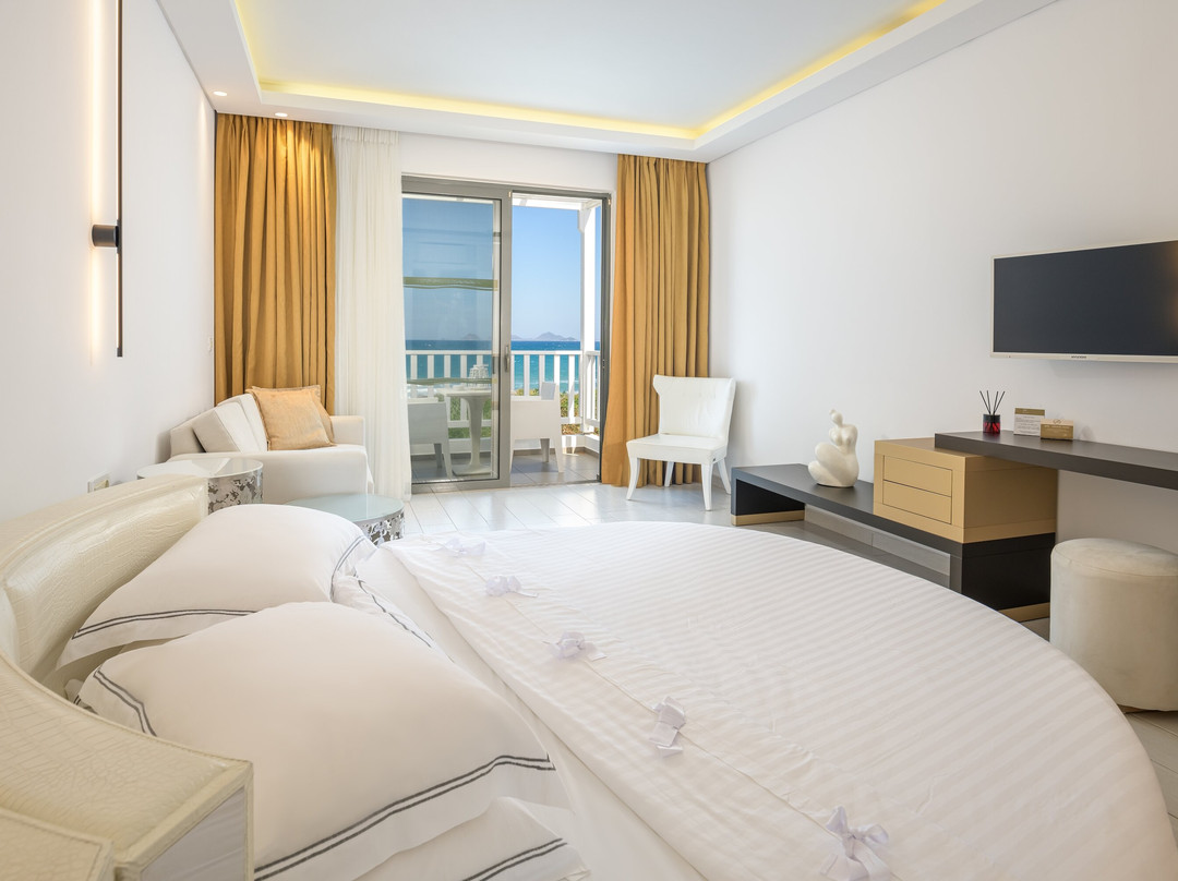 钻石豪华温泉养生酒店 - 仅限成人主图