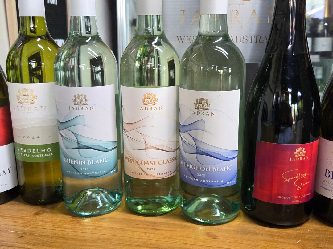 Jadran Wines-Orange Grove必去景点