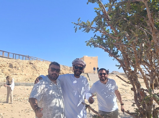 Ahmed Salalah tour guide-塞拉莱必去景点