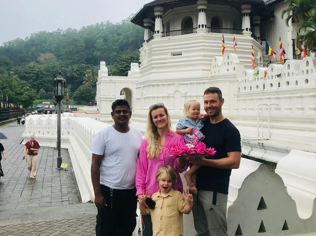 Chauffeur Sri Lanka by Dohansa Lanka Tours-尼甘布必去景点