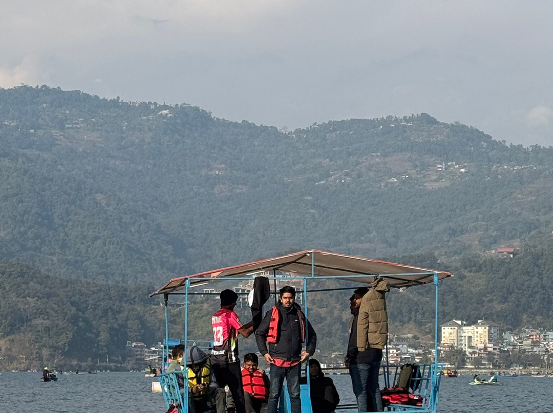 巴拉喜庙-博卡拉必去景点