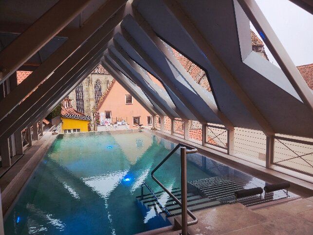 HOTEL & SPA 金玫瑰-官方