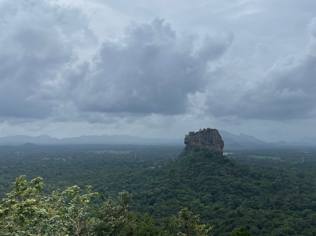 Sri Lanka With Kavi-锡吉里亚必去景点