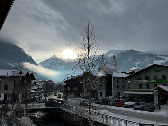 AlpenParks Hotel & Apartment Orgler Kaprun主图