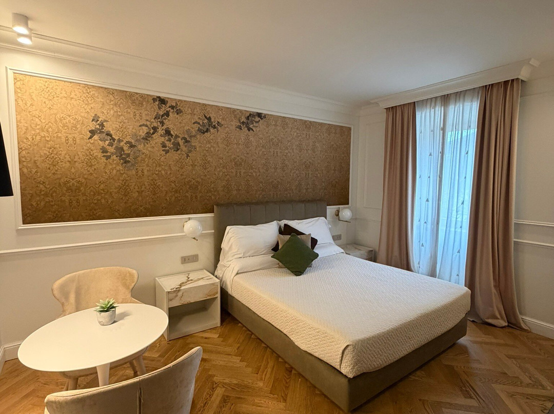 Palazzo Franceschini主图