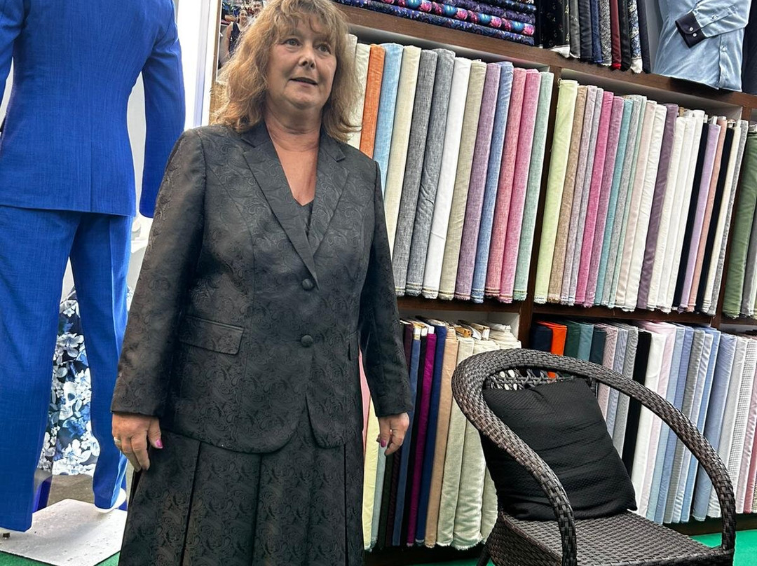 Robin Bespoke Tailors-Kata Noi Beach必去景点