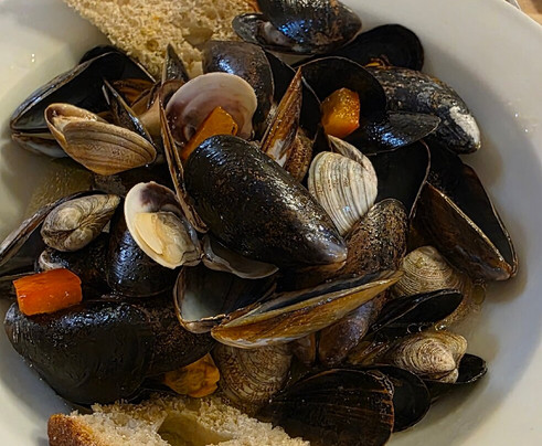 格兰萨索酒店主图