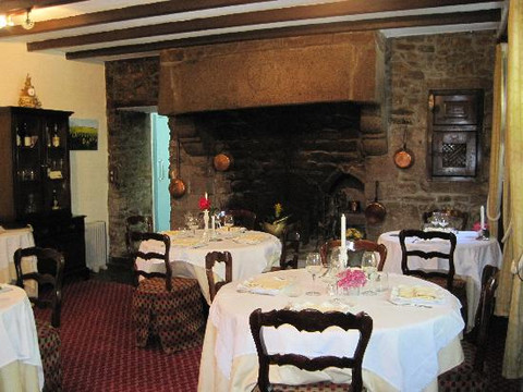 绿岩田野酒店主图