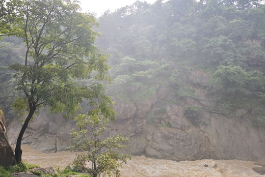 Dassam Falls-兰契必去景点