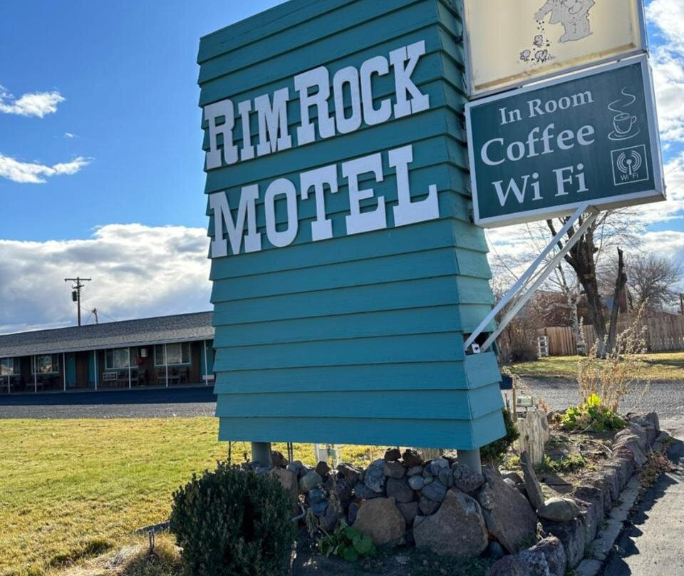 Rim Rock Motel