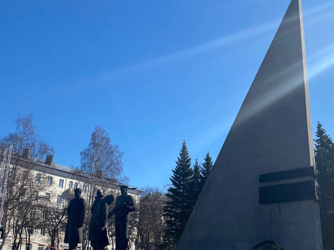 Victory War Monument 1941—1945 and Eternal Flame-阿尔汉格尔斯克必去景点