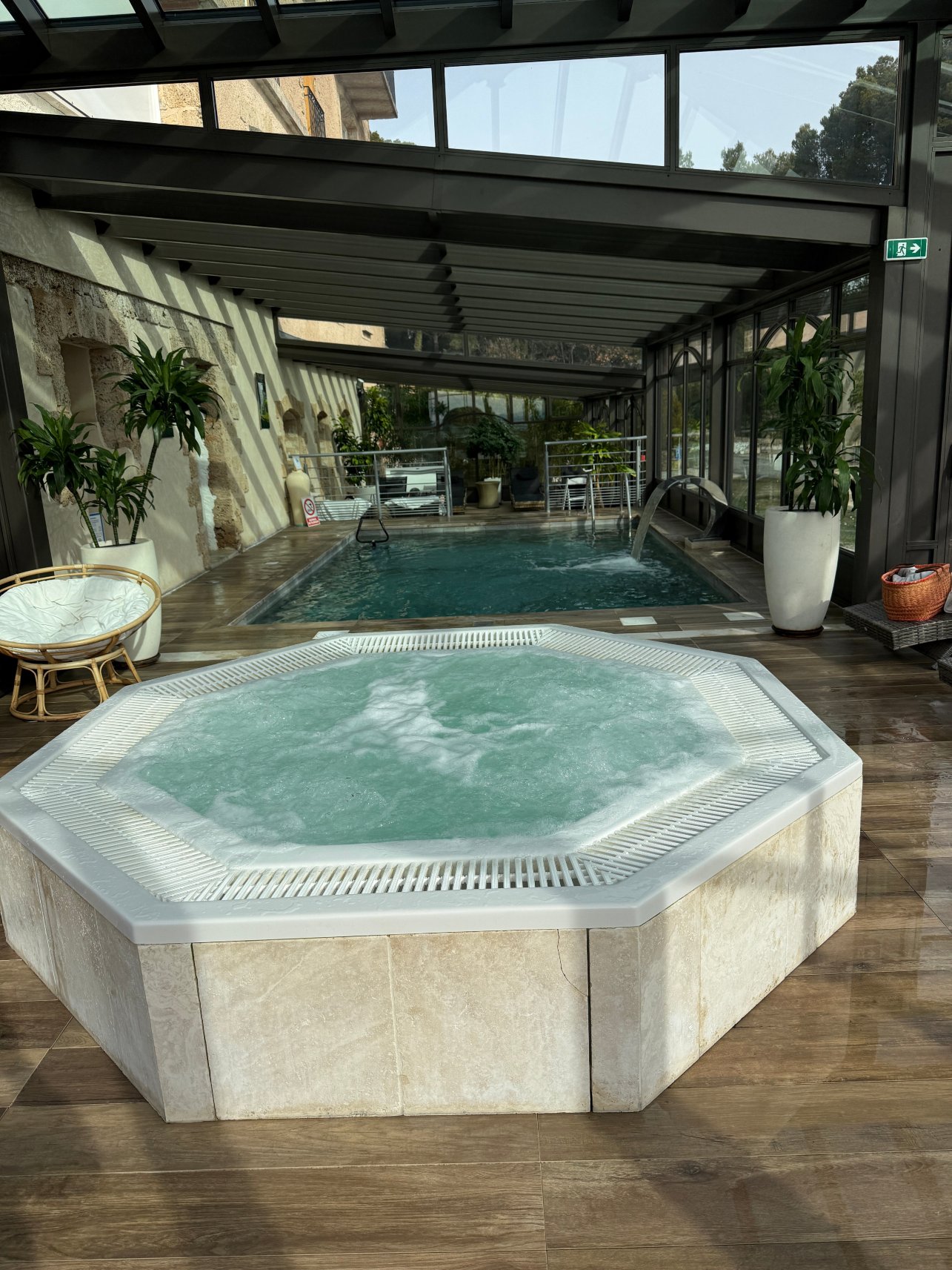 图尔图尔别墅Spa酒店-泳池