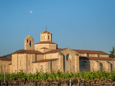 Castilla温泉Valbuena修道院主图